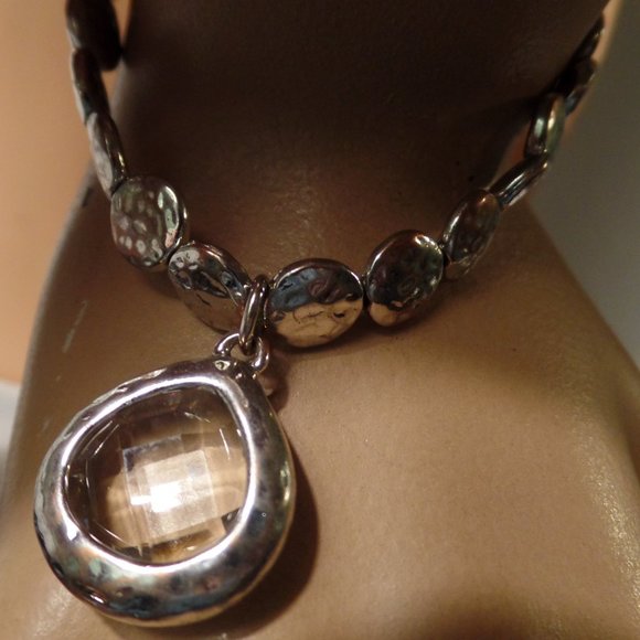 SILVERTONE TEAR DROP BEADED BRACELET - Picture 2 of 5